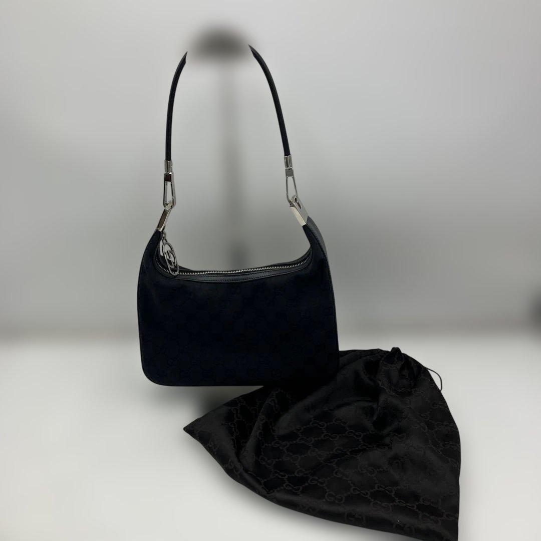 【美品】GUCCIショルダーバッグ GGキャンバス GG柄 ブラックレザー 黒色