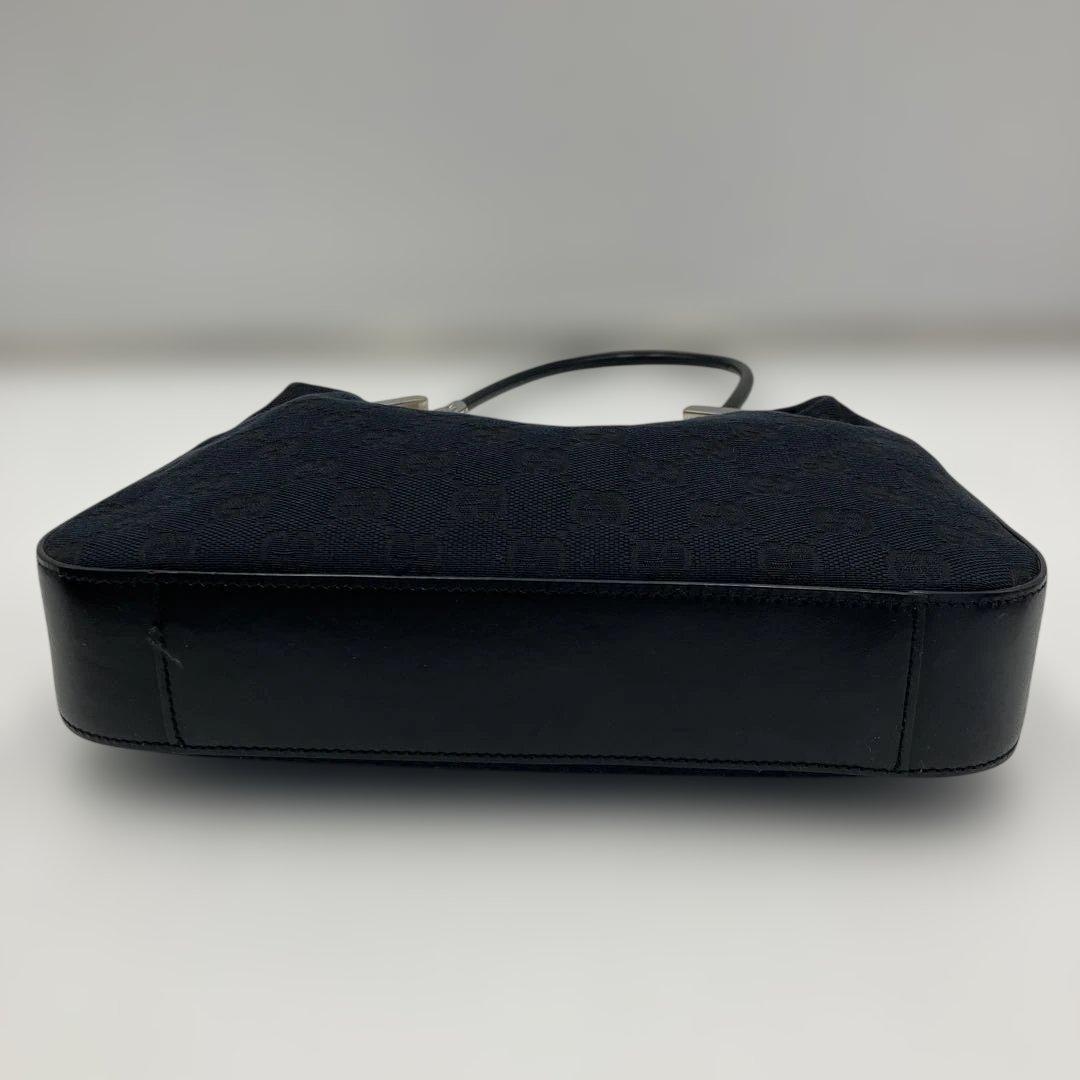 【美品】GUCCIショルダーバッグ GGキャンバス GG柄 ブラックレザー 黒色