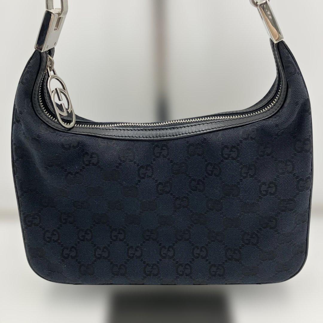 【美品】GUCCIショルダーバッグ GGキャンバス GG柄 ブラックレザー 黒色