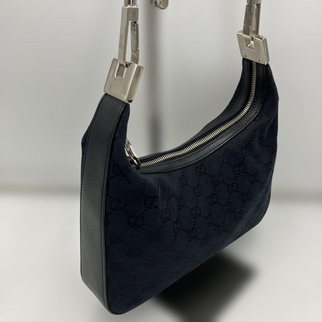 【美品】GUCCIショルダーバッグ GGキャンバス GG柄 ブラックレザー 黒色