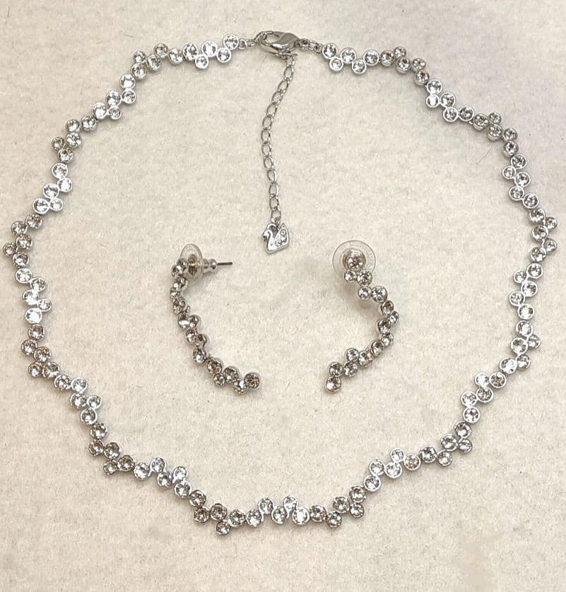 極美品　スワロフスキー Fidelity ネックレス ピアスセット　シルバー