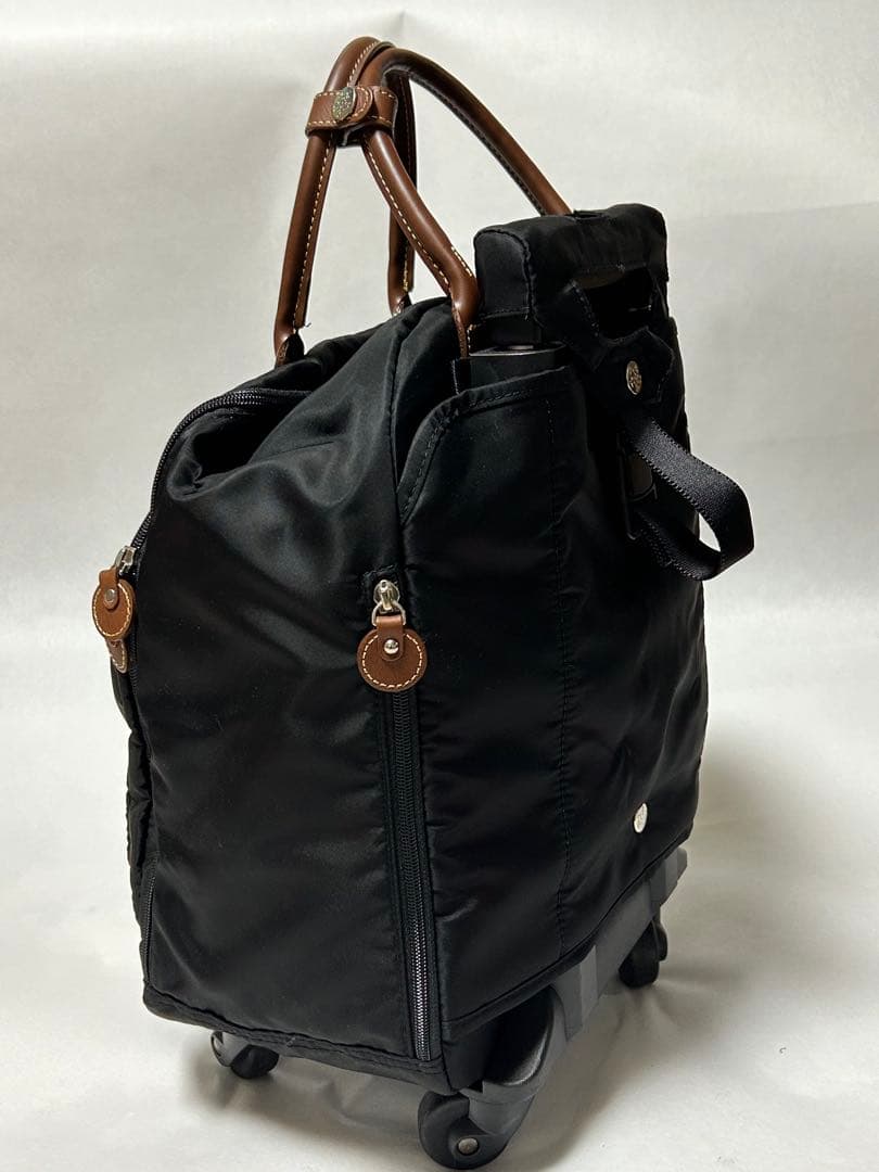 カナナ プロジェクト　ナイロンキャリーケース　旅行鞄　レディース　バッグ　機内