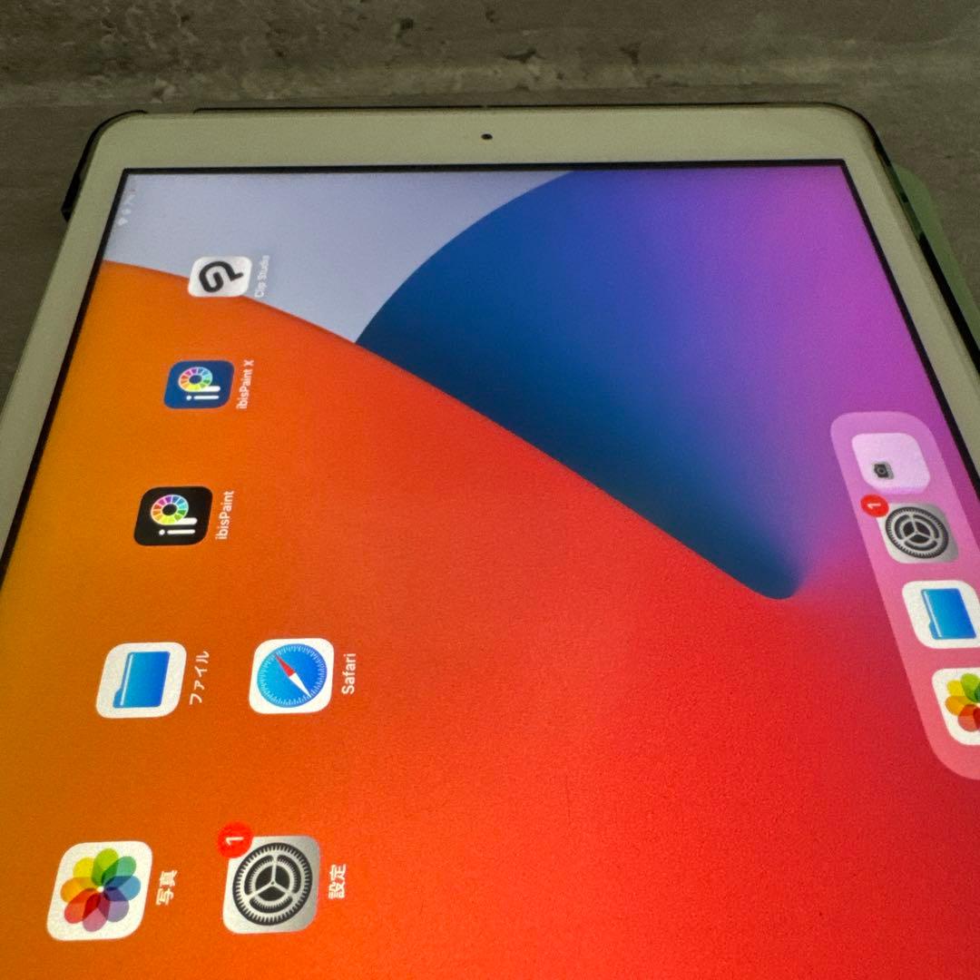 ipad8世代 32GB おまけ付き シルバー 10.2インチ
