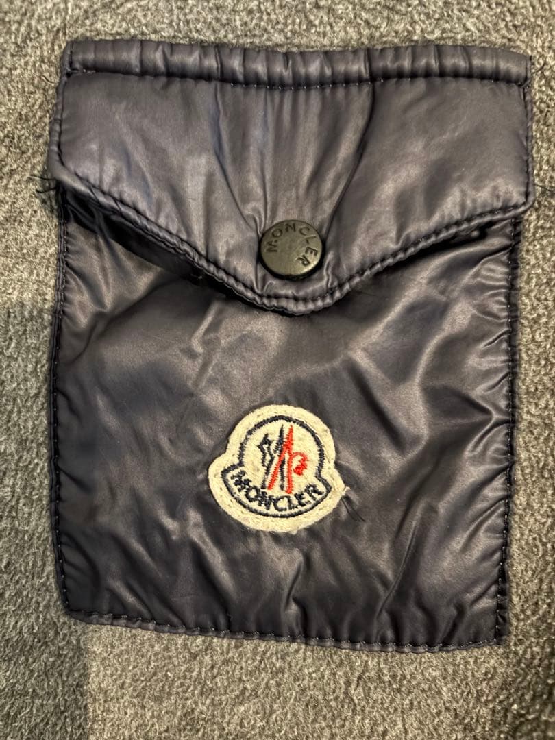 Moncler グレー ジャケット