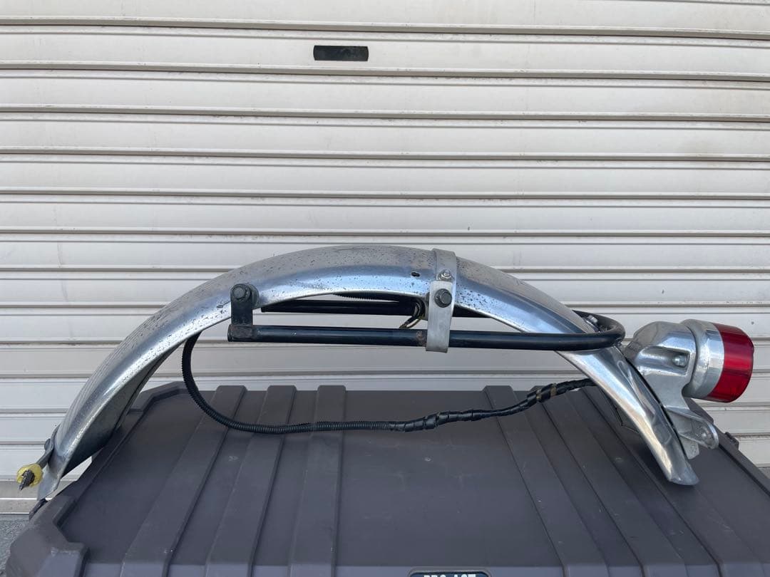 SR400 SR500 WM製 フロント、リアフェンダー　WM製 テールランプ