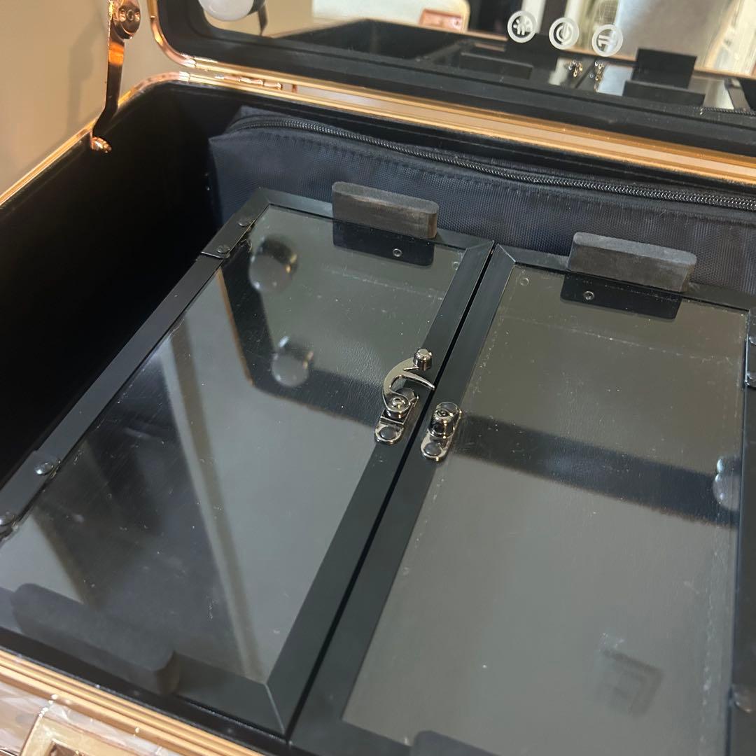 【美品】ハリウッドコスメボックス スタンド付