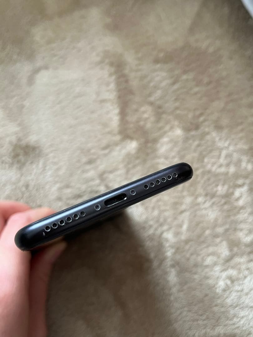 Apple iPhone SE 第二世代 ブラック