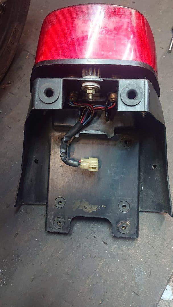 カワサキ ゼファー400χ 純正 フェンダー テールランプ