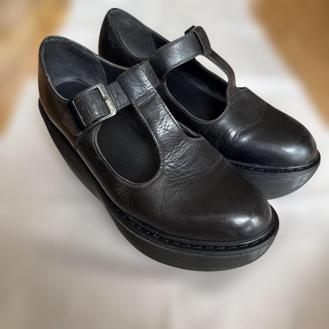 レア Dr. Martens メリージェーン 靴 黒　KARINA