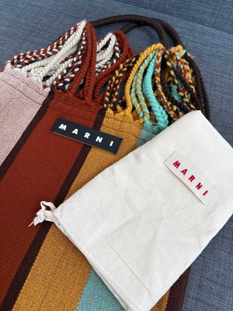 GLA250　MARNIトート