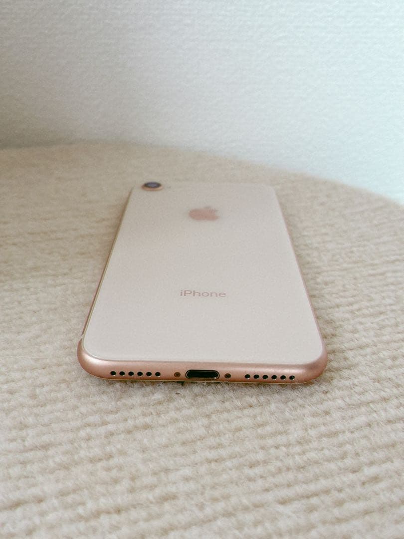 【本体のみ】iPhone8 64GB SIMフリー 最大容量　78%