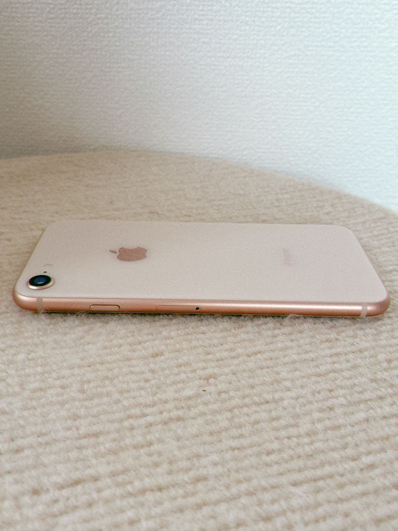【本体のみ】iPhone8 64GB SIMフリー 最大容量　78%