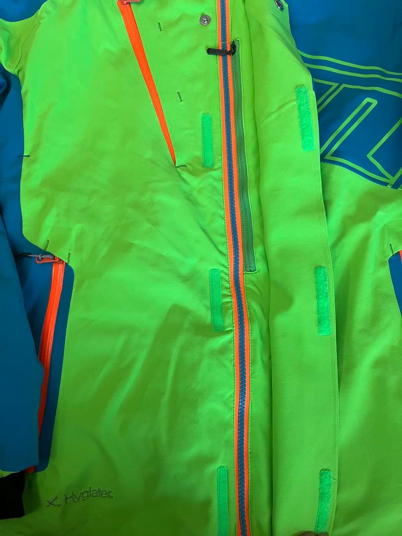 k*u様 未使用 ONYONE オンヨネ スキーウェアメンズ Ｍ 上下