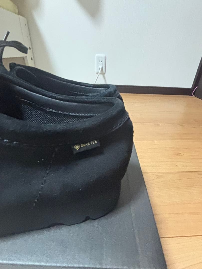 クラークスワラビーゴアテックス27.5cm