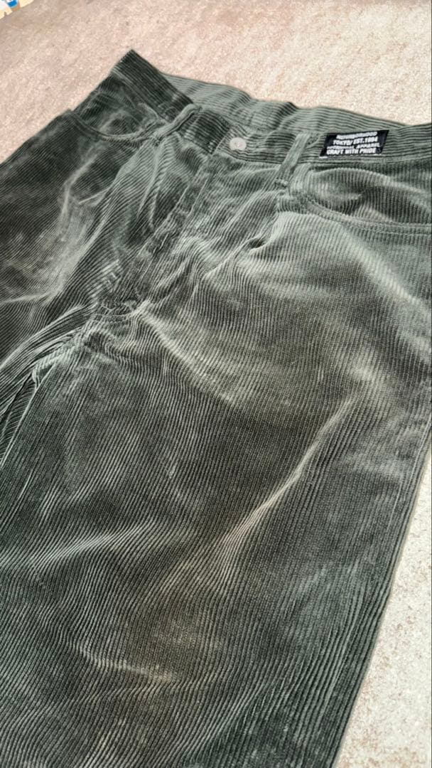 NEIGHBORHOOD グリーンパンツ　Lサイズ　222SPNH-PTM03