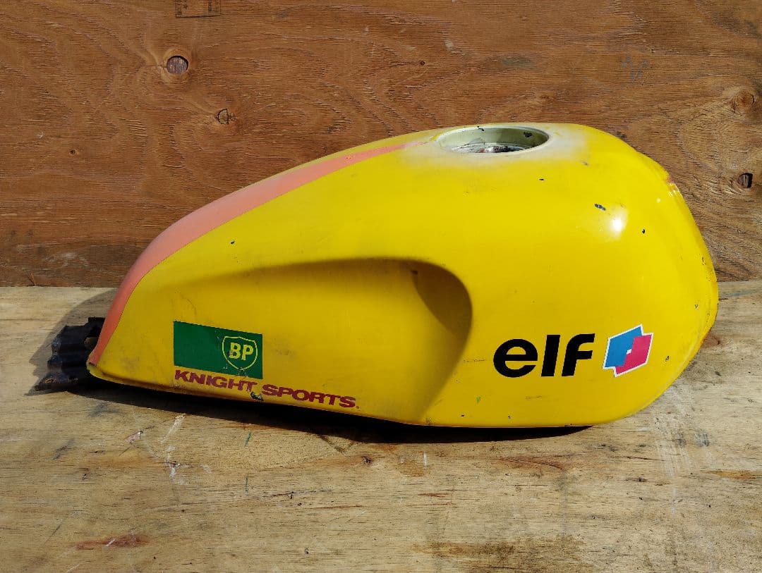 ゴールデンウィーク特別価格！YAMAHA！！xjr400 4hmタンク