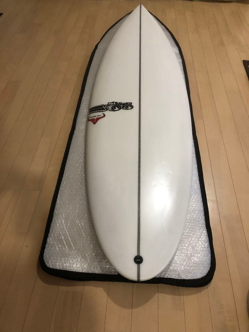 JS サーフボード　レイジングブル　5‘11 美品　2R使用