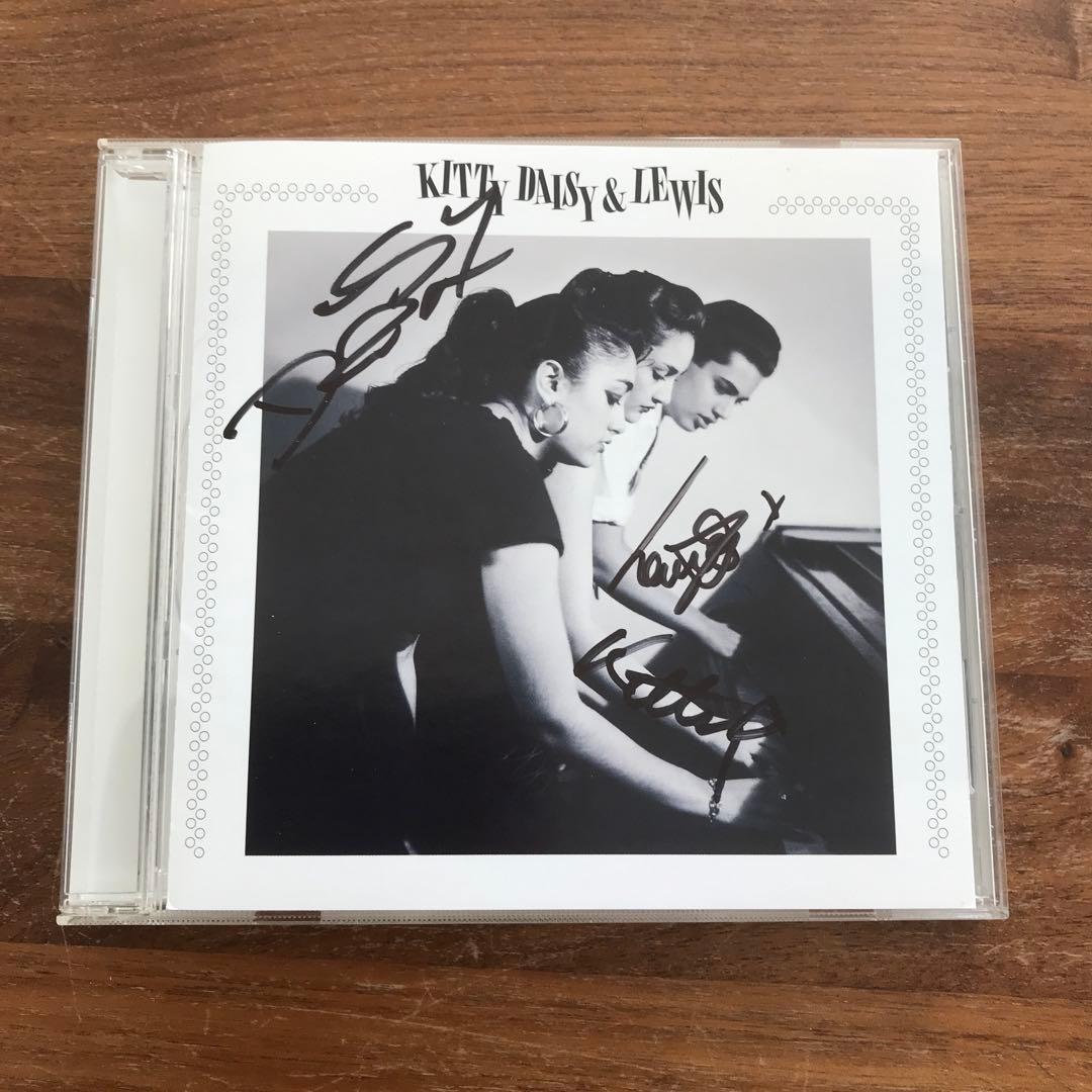 キティー・デイジー&ルイス/KITTY, DAISY & LEWIS サイン付き
