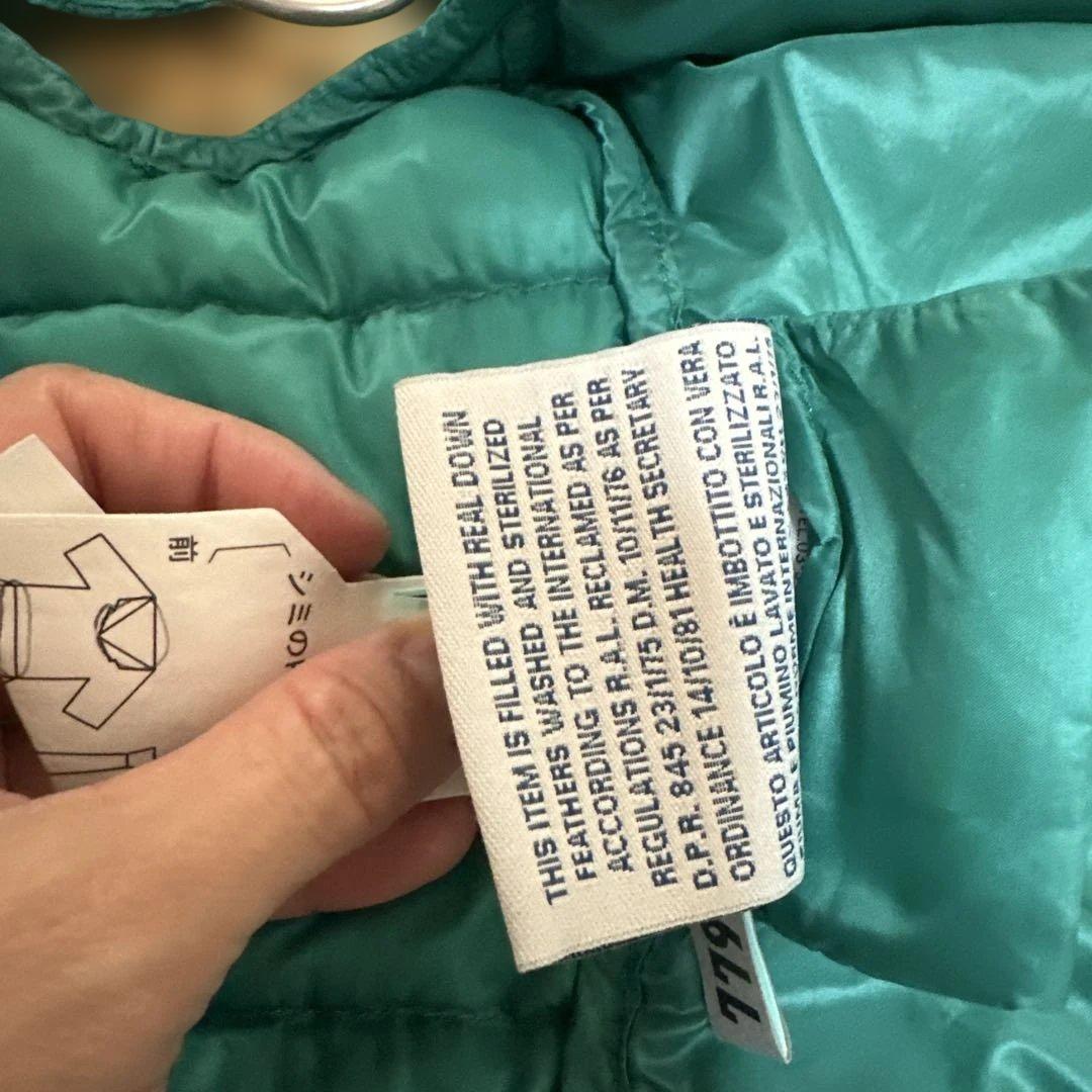 MONCLER ターコイズ ダウンベスト