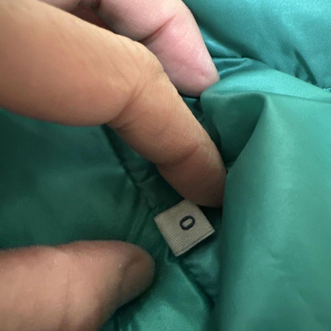 MONCLER ターコイズ ダウンベスト