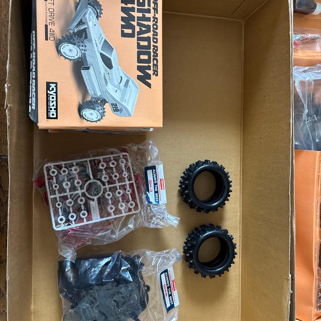 KYOSHO SHADOW 4WD 1/10スケール