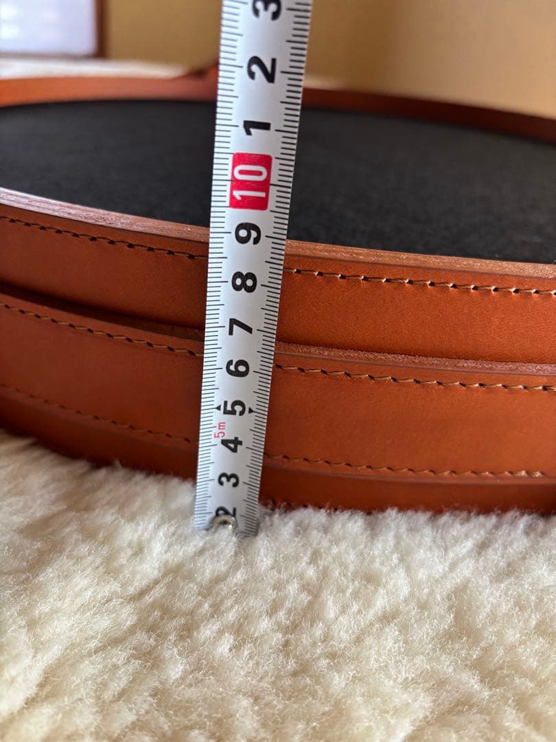 イタリアンレザーベルト壁掛けミラー