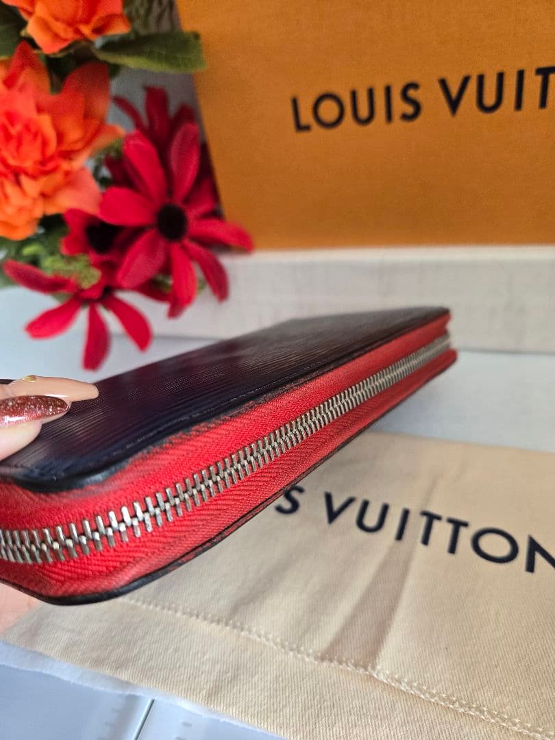 LOUIS VUITTON ルイヴィトン エピ 長財布 ジッピーウォレット☺︎