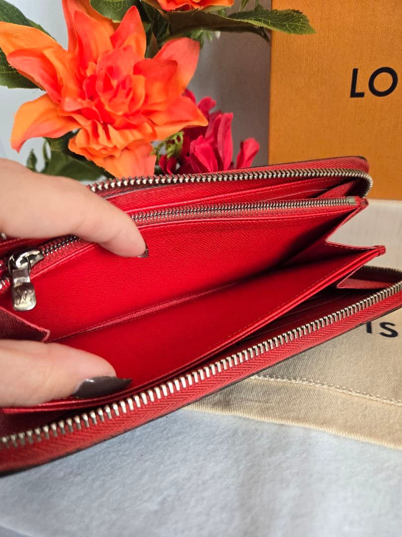 LOUIS VUITTON ルイヴィトン エピ 長財布 ジッピーウォレット☺︎