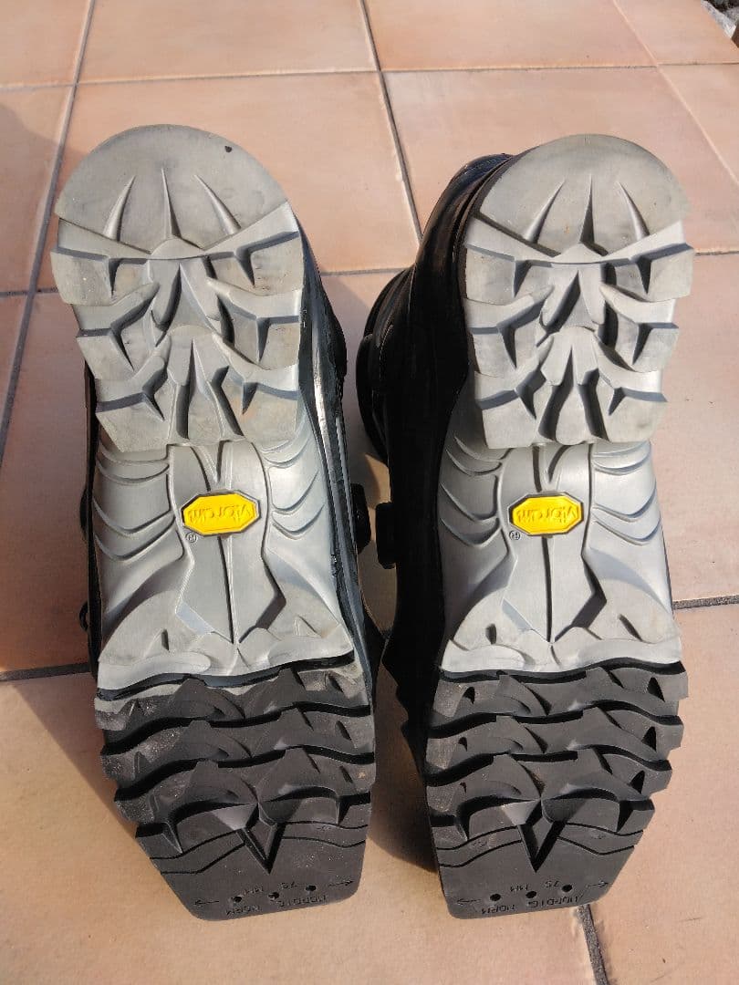 SCARPA　T4 テレマークブーツ