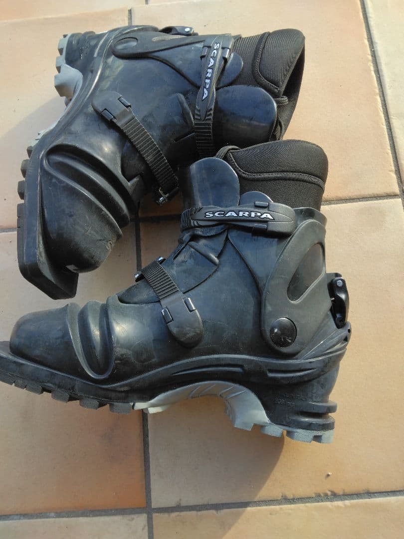 SCARPA　T4 テレマークブーツ