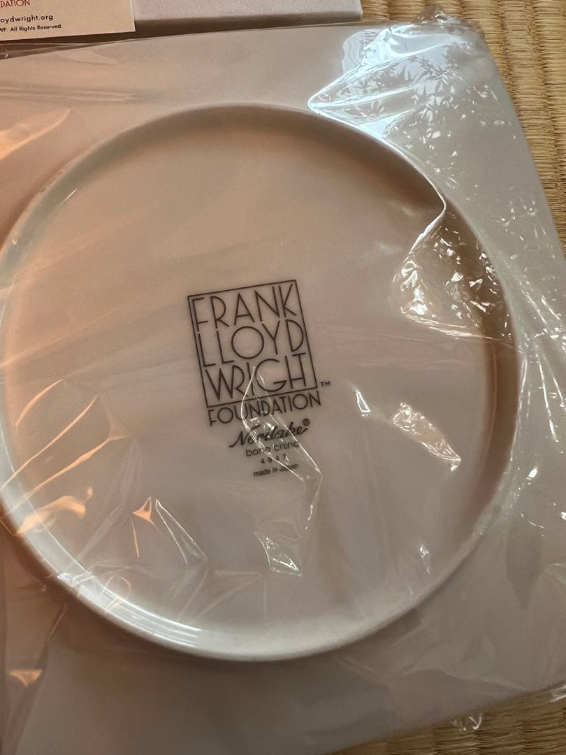 ★お値下げ★ノリタケ　フランクロイドライト　プレート２枚セット　新品