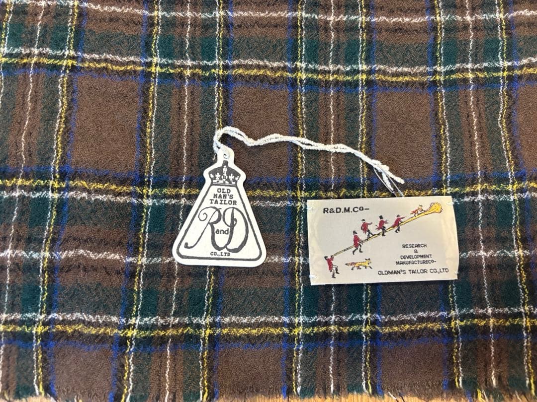R&D.M.Co 今期WOOL TARTAN CHECK MUFFLERブラウン