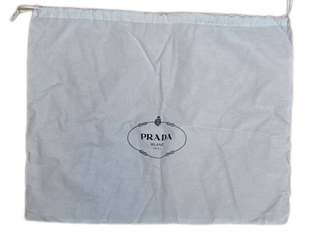 PRADA 黒 バケットハット M