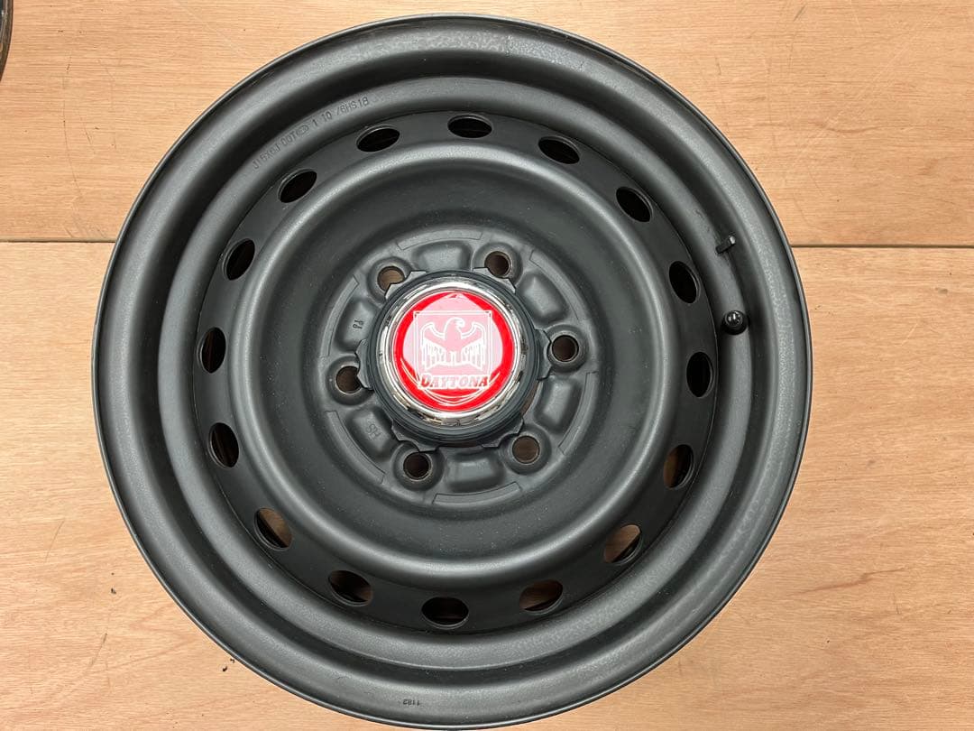 ハイエース純正スチール15インチ 4個セット、デイトナ風センターキャップ付