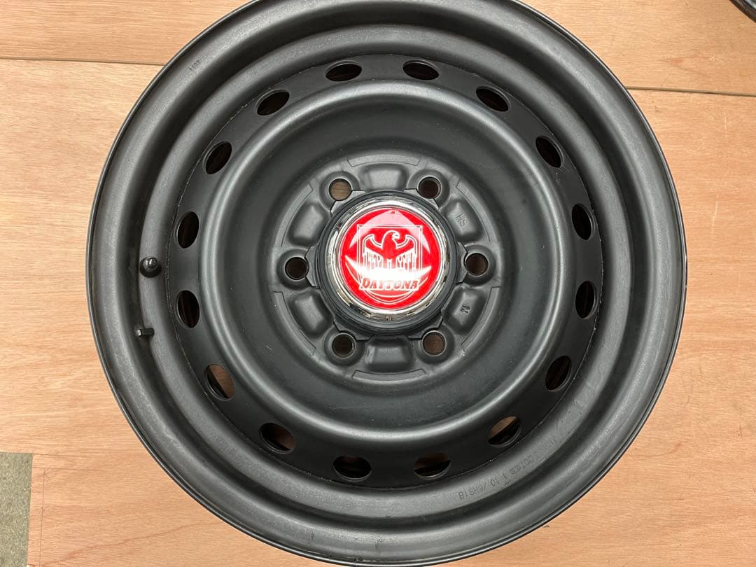 ハイエース純正スチール15インチ 4個セット、デイトナ風センターキャップ付