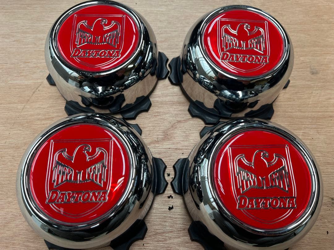 ハイエース純正スチール15インチ 4個セット、デイトナ風センターキャップ付