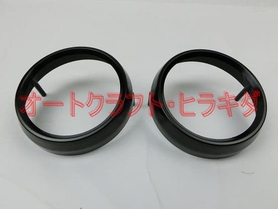 ゼファー400χ　カイ　メーターカバー上下セット　ツヤ消し黒塗装仕上品