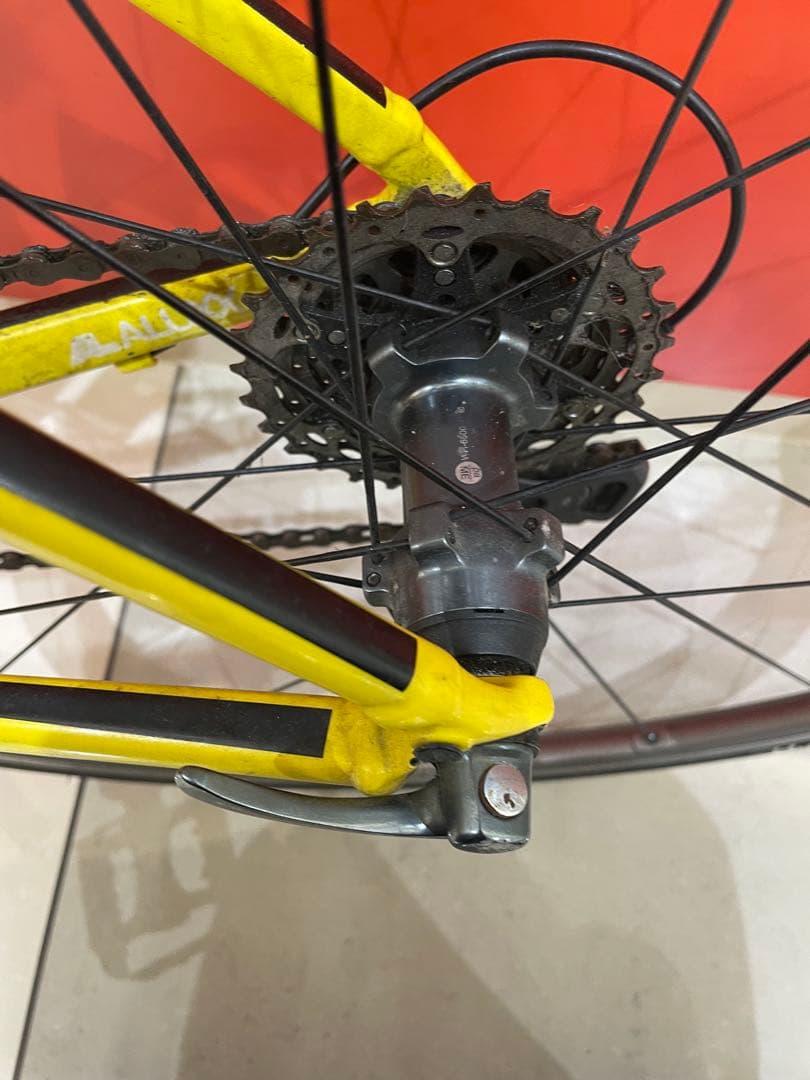 ジャイアント　DEFY ALUXX コンポ105 アルテグラ