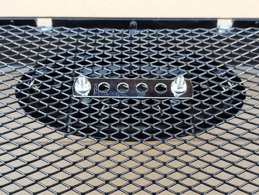 スバル　レヴォーグVM系前期型フロントグリル