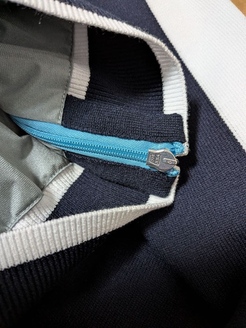 タグ付き未使用　アンパスィ　ウインドシャッター防風スニード　3L