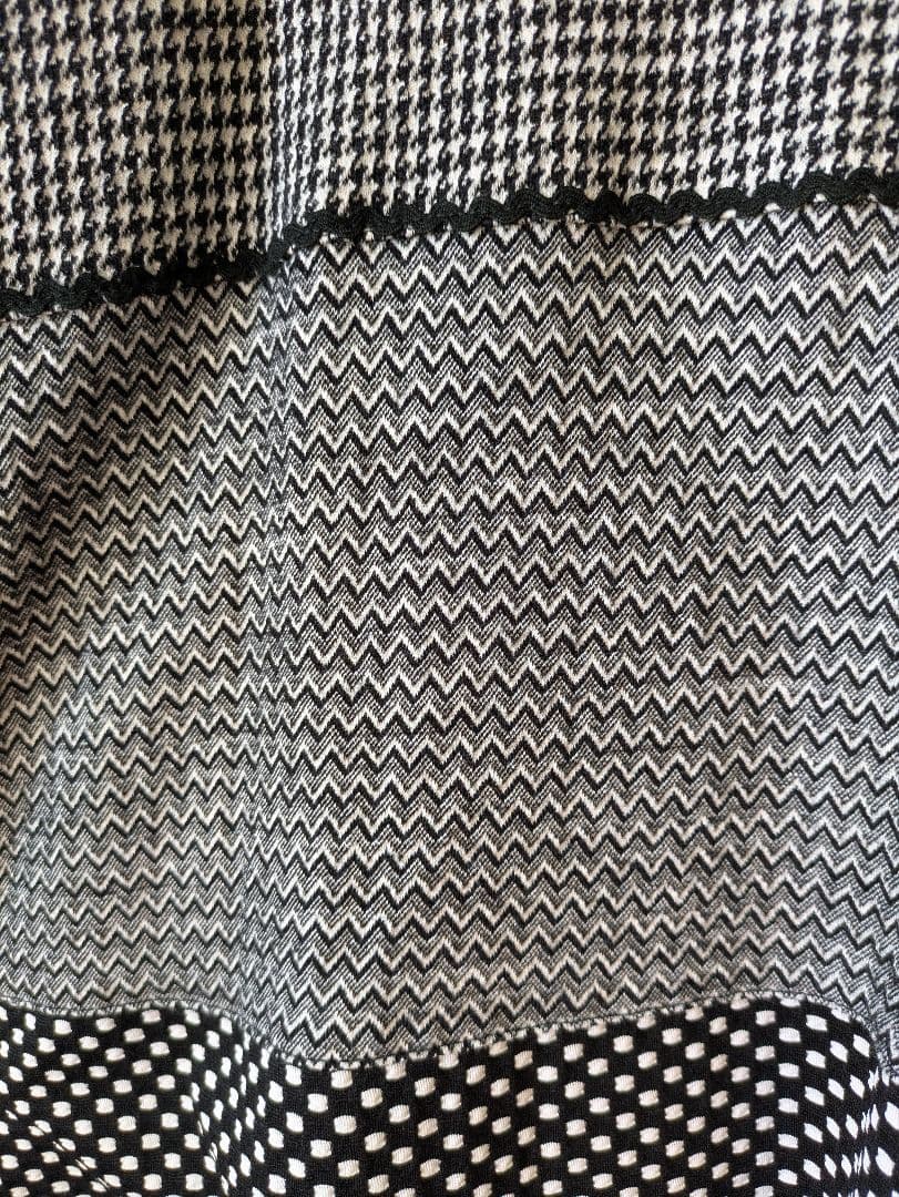 アルベロベロ♥️ノースリーブ チュニック ブラック/ホワイト