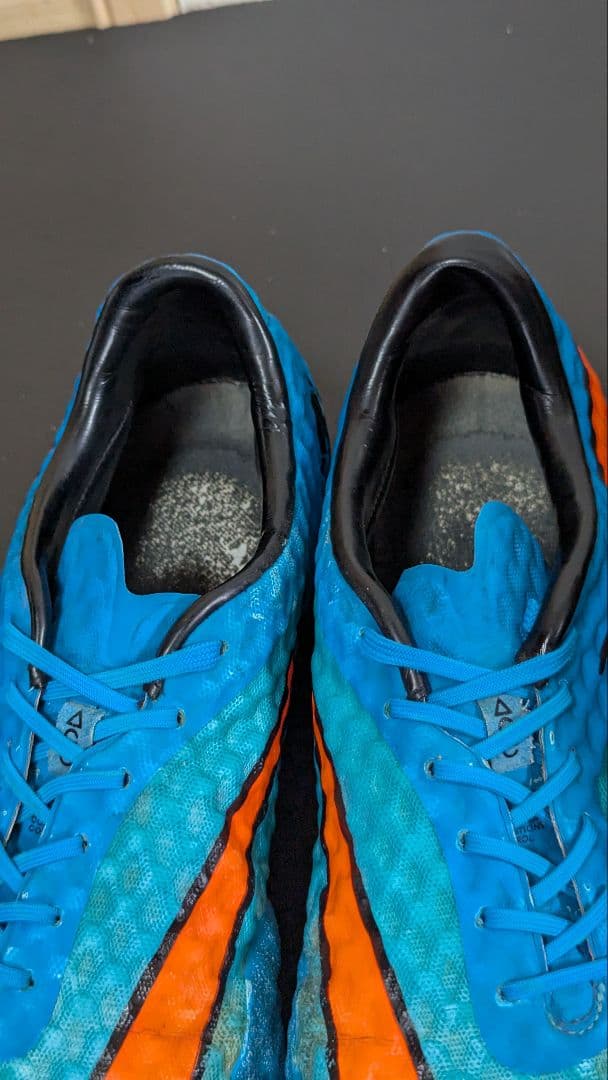 ナイキ　NIKE ハイパーヴェノム ファントム HG-E　サッカースパイク