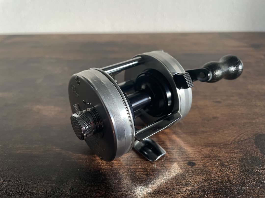 ABU Ambassadeur 2500C IAR アブ アンバサダー シルバー