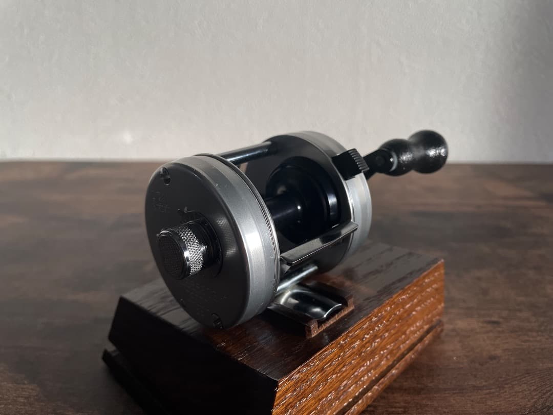 ABU Ambassadeur 2500C IAR アブ アンバサダー シルバー