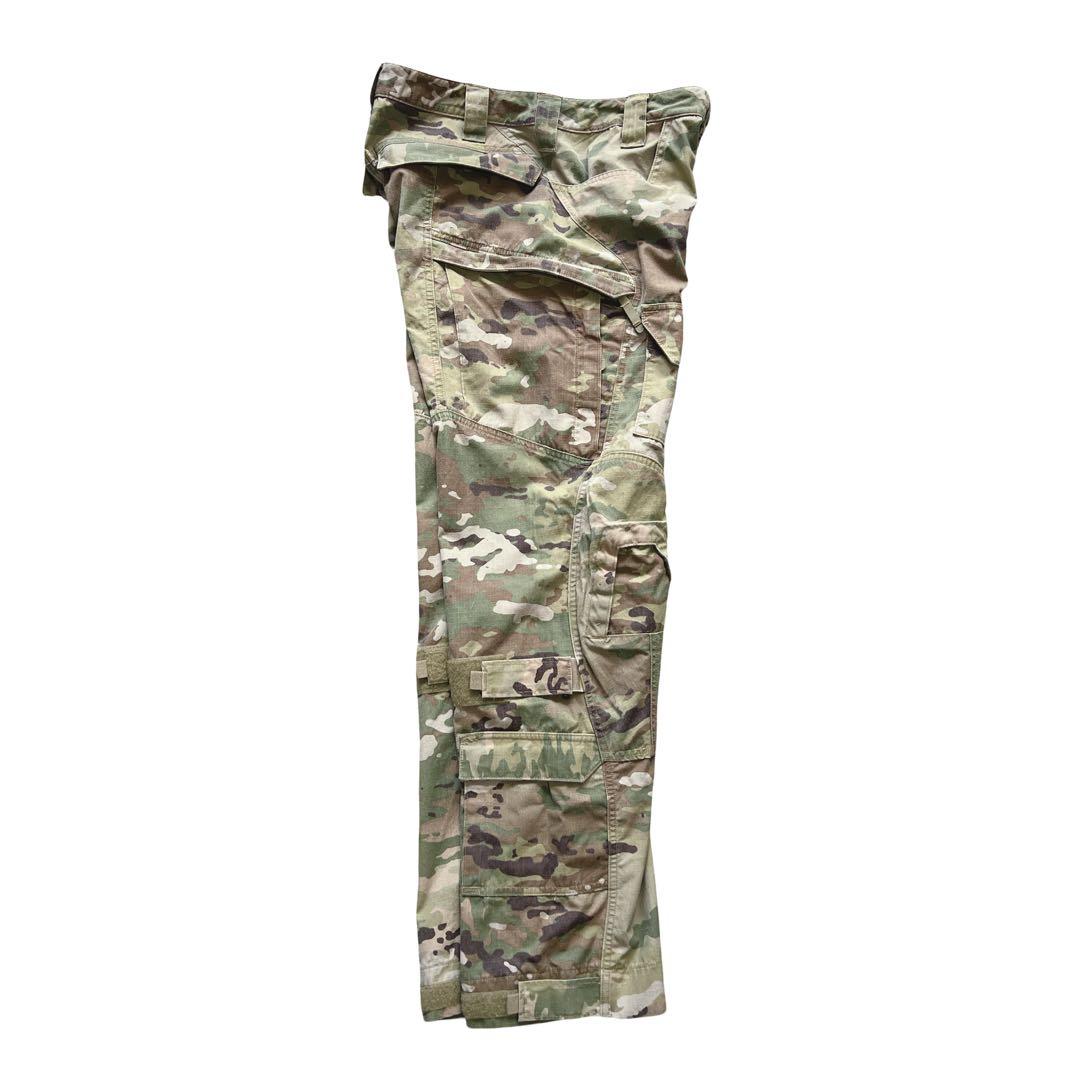 米軍放出品 米軍実物 コンバットパンツ MASSIF ウッドランド Lサイズ相当
