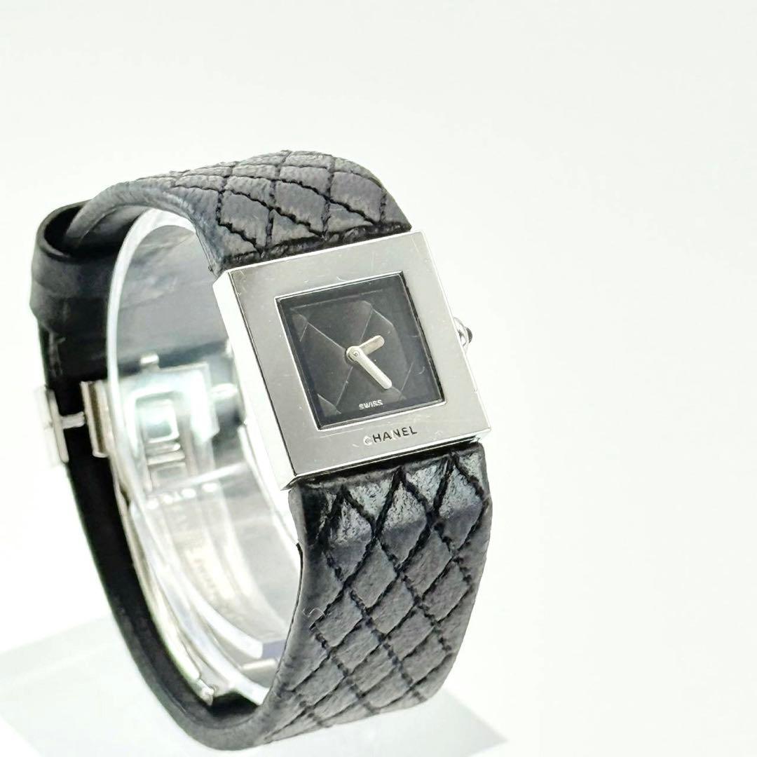 シャネル　マトラッセ　時計　レディース　ブラック　キルティング　付属品有り