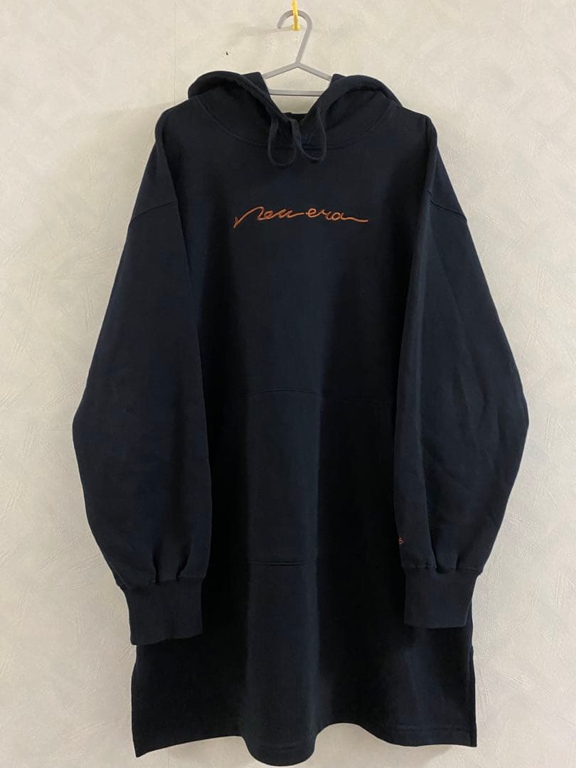美品 NEW ERA プルオーバーフーディーワンピース ウーマンフリーサイズ