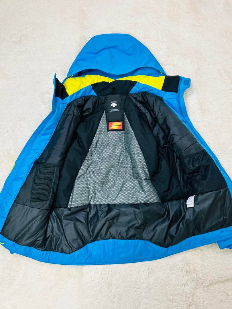 DESCENTE kissmark スキー スノーボードウェア 上下セット M