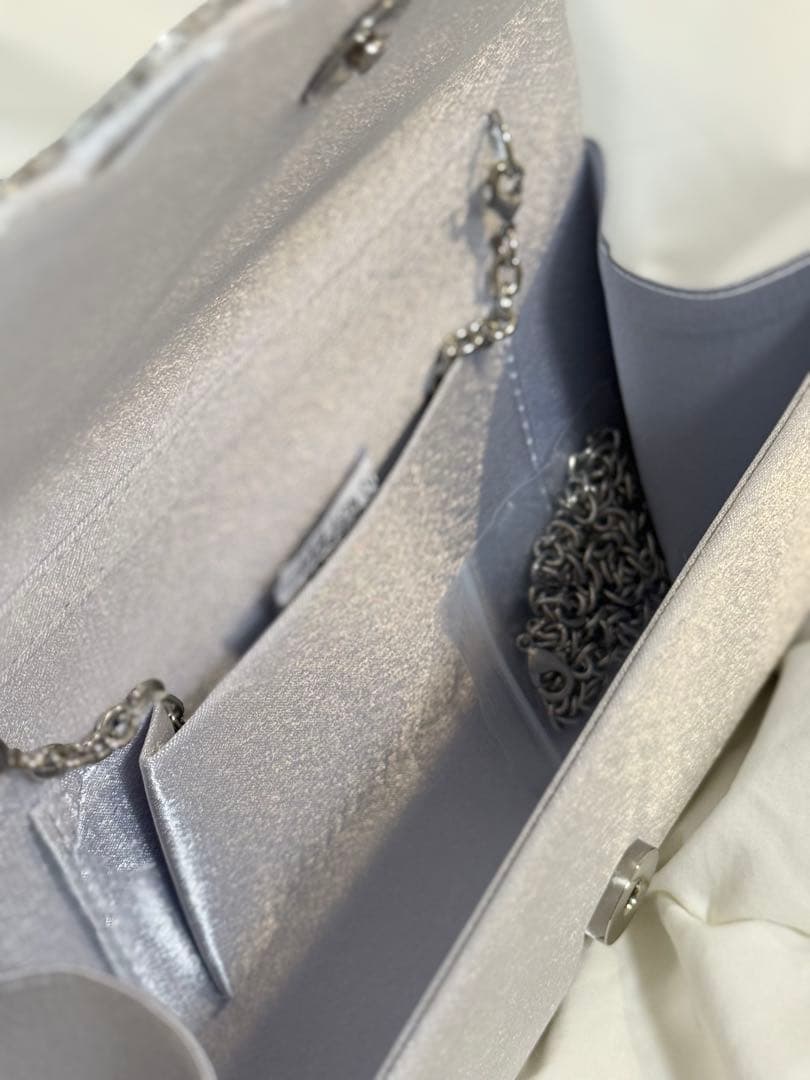 【ほぼ未使用品】シルバー/パーティーバッグ/結婚式/お呼ばれ【美品】即日発送可