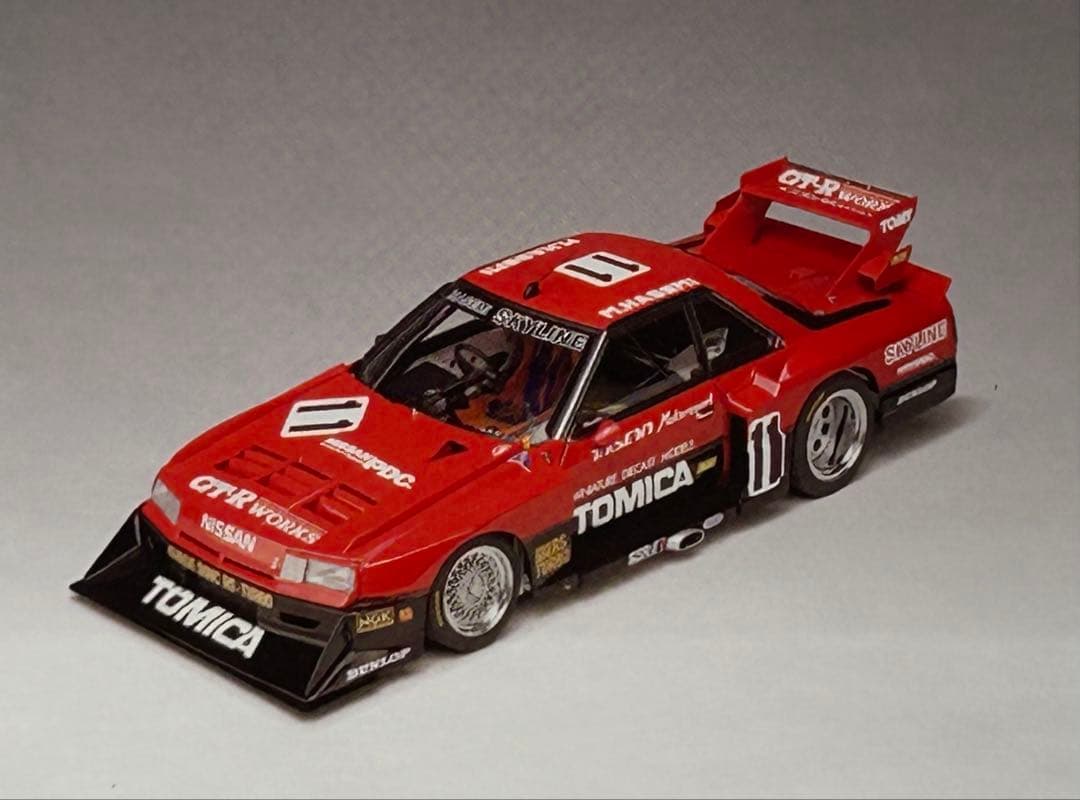 オートアート スカイライン RSターボ スーパーシルエット 1983 1/18